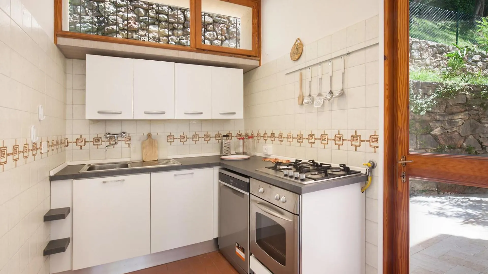 Villa Andy-Appartamento Con Vista Lago Torri Del Benaco 0*,  Italy